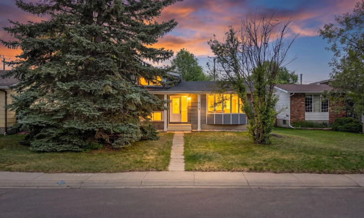 315 Thistle Way