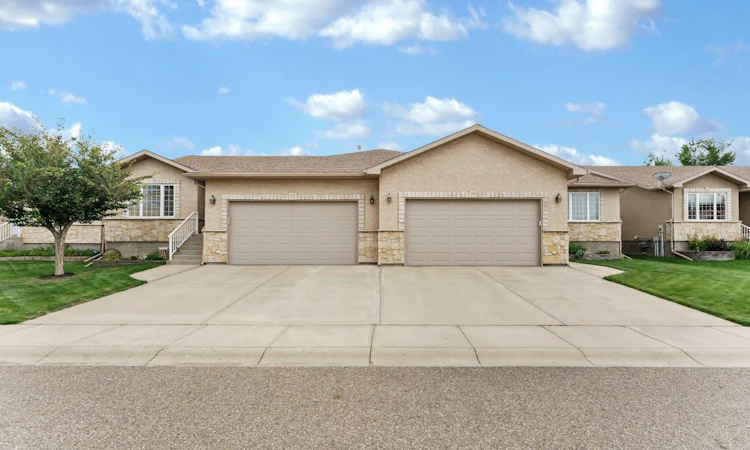 72 Sandstone Place SE