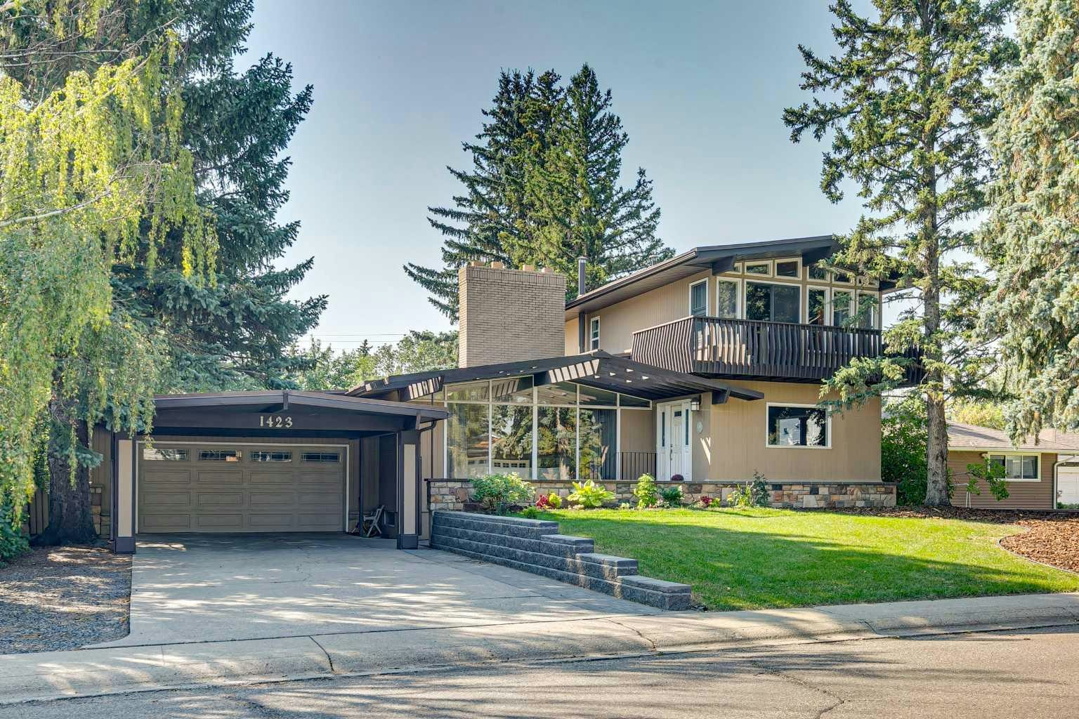 1423 75 Avenue SW, Calgary, AB, T2V 0S9