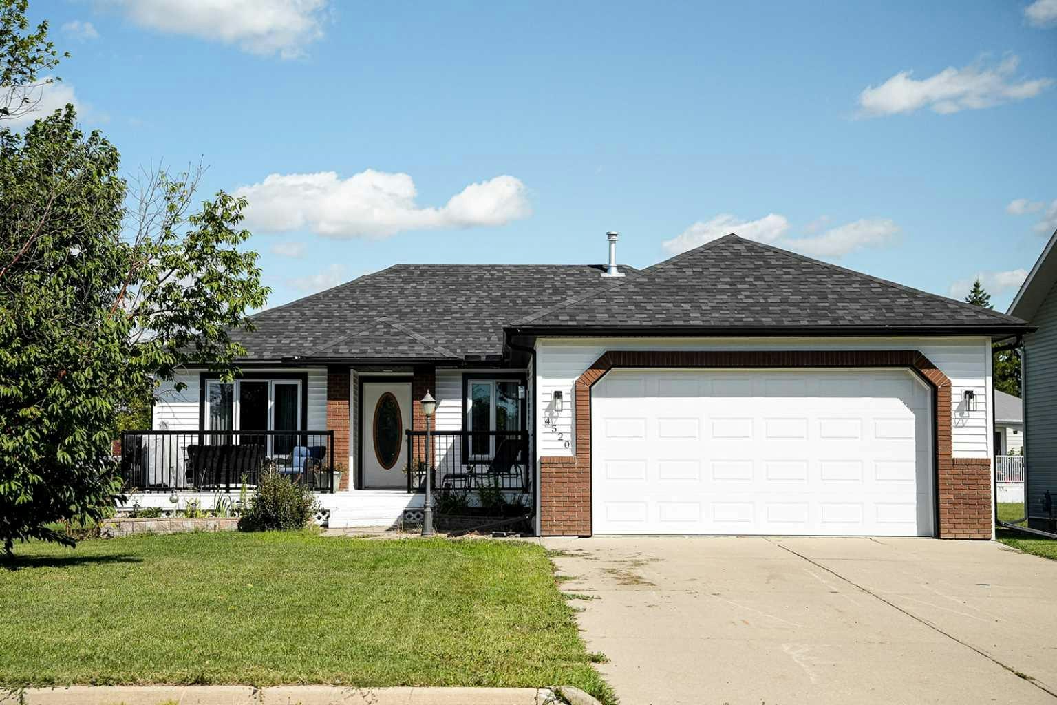 4520 48 Avenue, Hardisty, AB, T0B 1V0