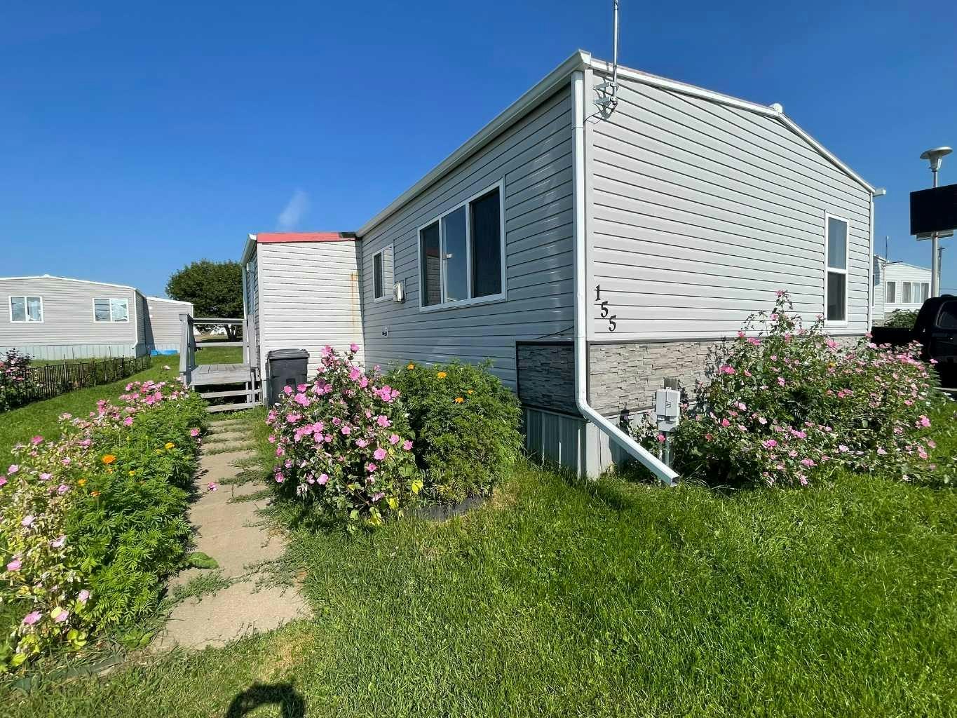 155-5308 57 Street, Lloydminster City West, AB, T9V 2A3