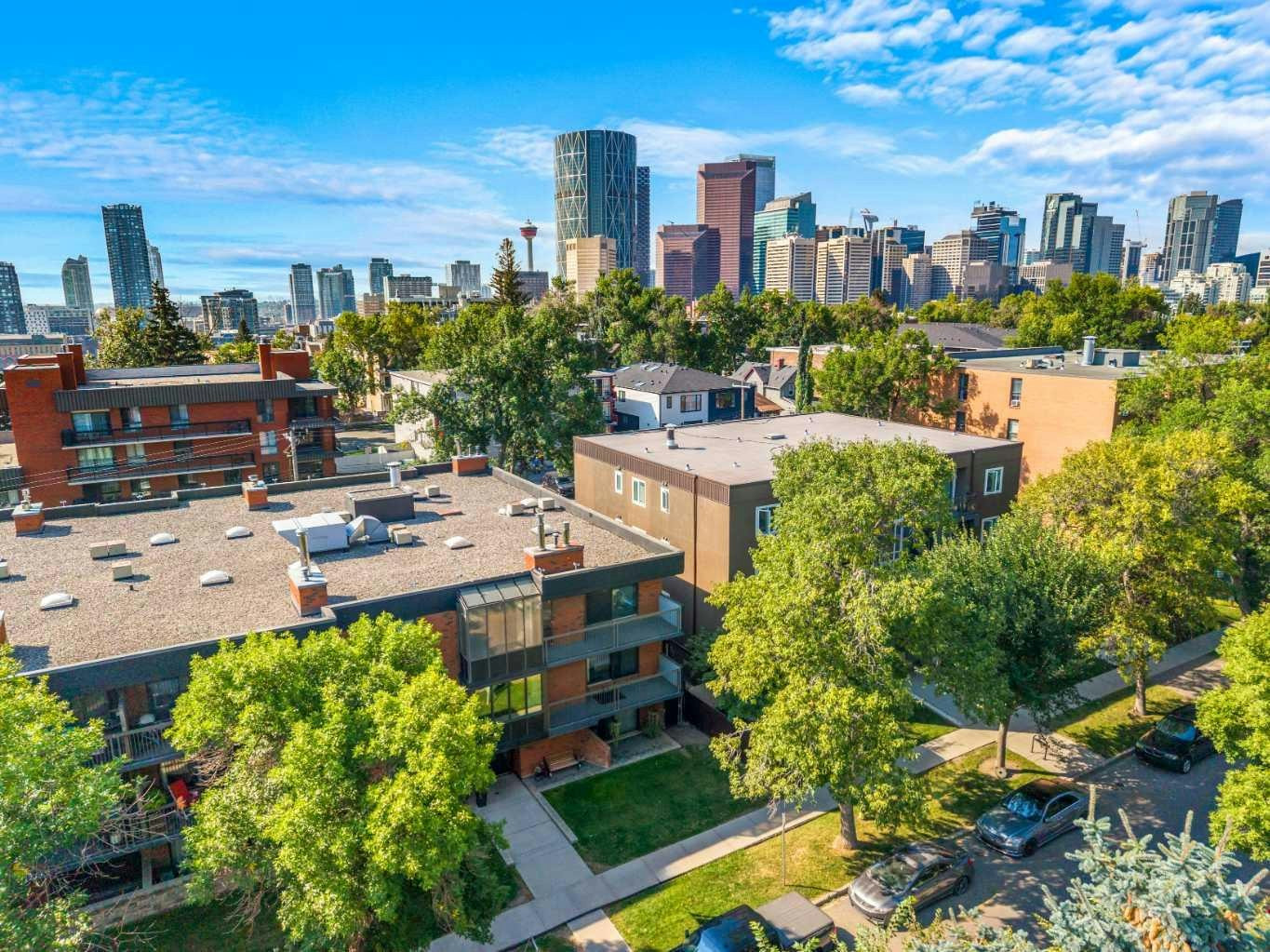301-345 4 Avenue NE, Calgary, AB, T2E 0J4
