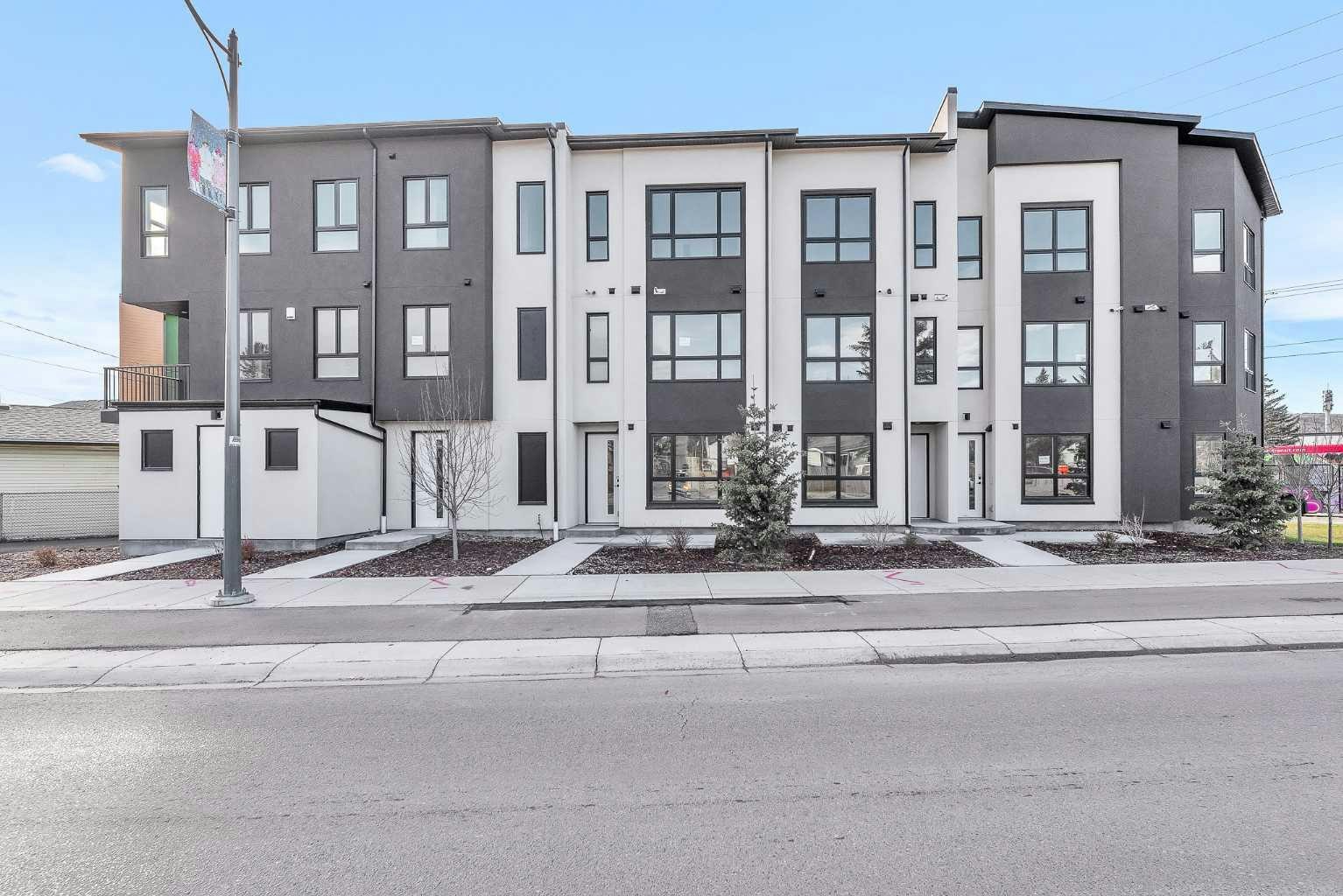 4903 Bowness Road NW, Calgary, AB, T3B 1H1