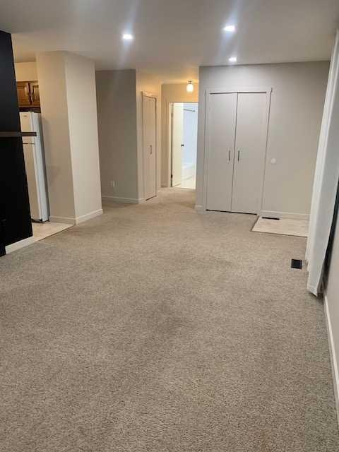 125 Pensacola Court W, Lethbridge, AB, T1K 4R7 - 4