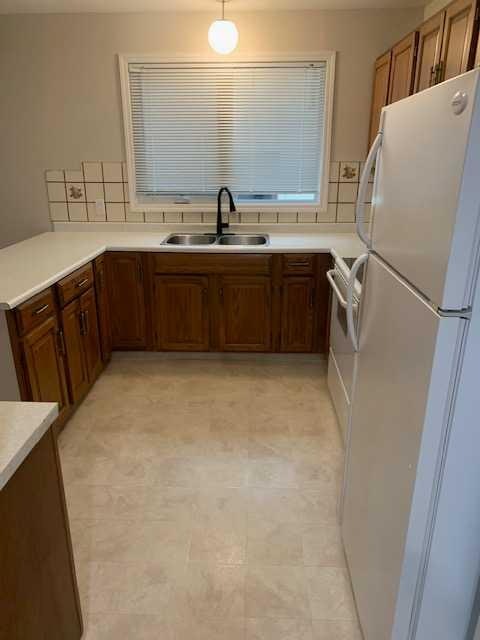 125 Pensacola Court W, Lethbridge, AB, T1K 4R7 - 9