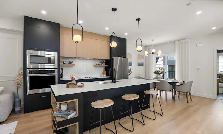 305-67 Panatella Square NW