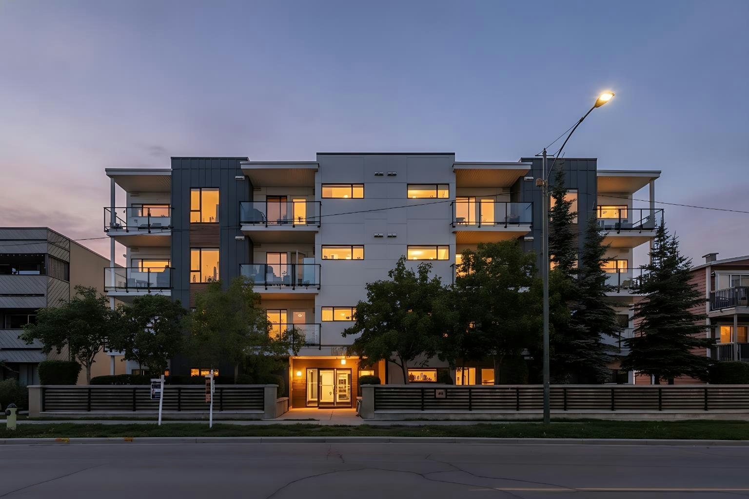 202-1521 26 Avenue SW, Calgary, AB, T2T 1C4