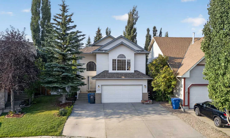 219 Lakeview Cove