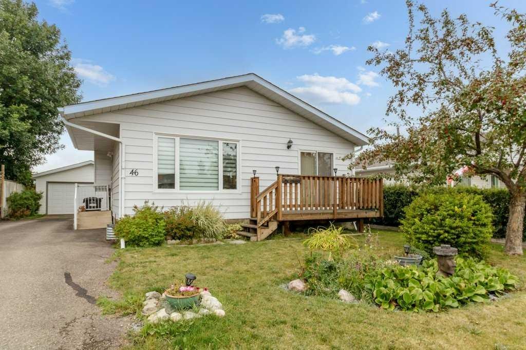 46 Meadowview Close, Sylvan Lake, AB, T4S 1H9
