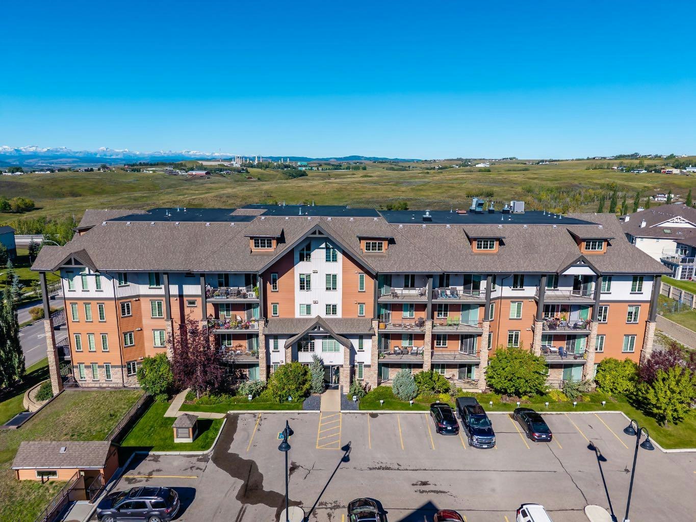 2203-15 Sunset Square, Cochrane, AB, T4C 0E7