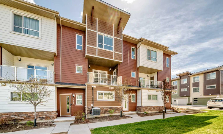 508 Harvest Grove Walk NE