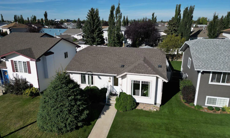 73 Darling Crescent
