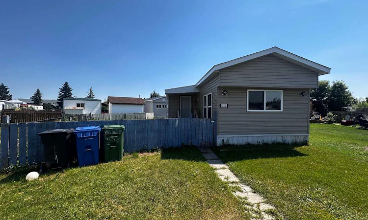 212-5344 76 Street
