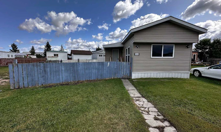 212-5344 76 Street