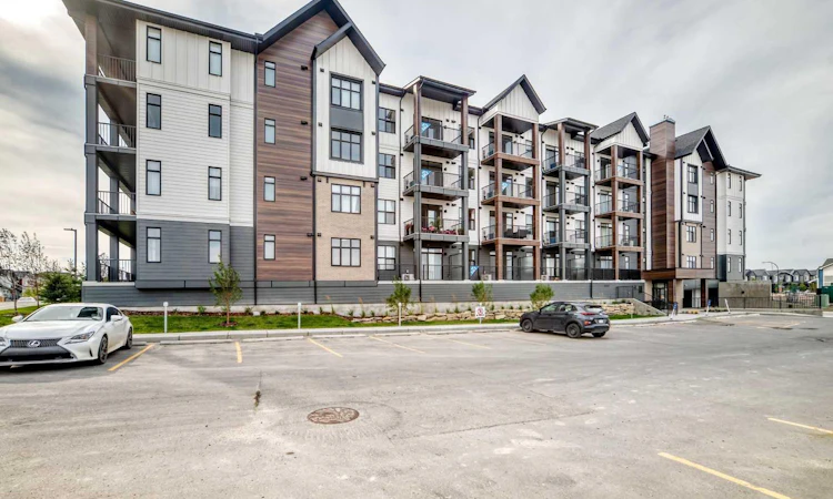 2110-430 Sage Hill NW
