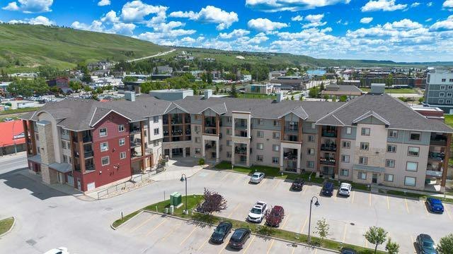 1316-505 Railway Street W, Cochrane, AB, T4C 2K9