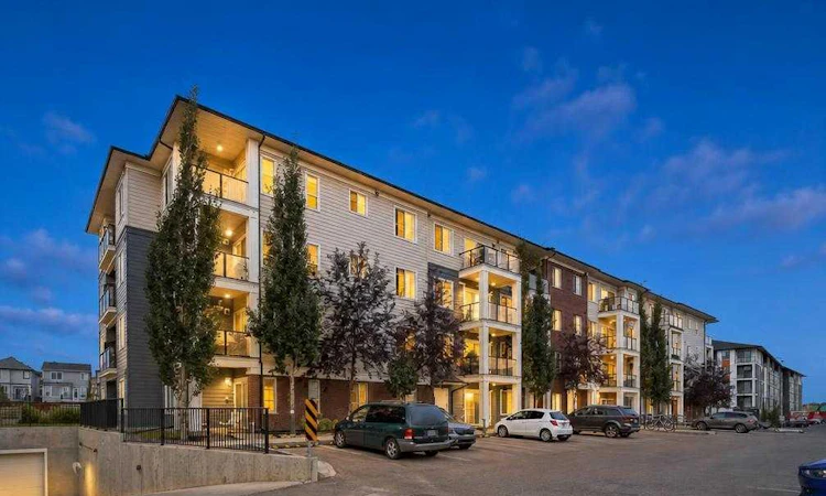 2105-298 Sage Meadows Park NW
