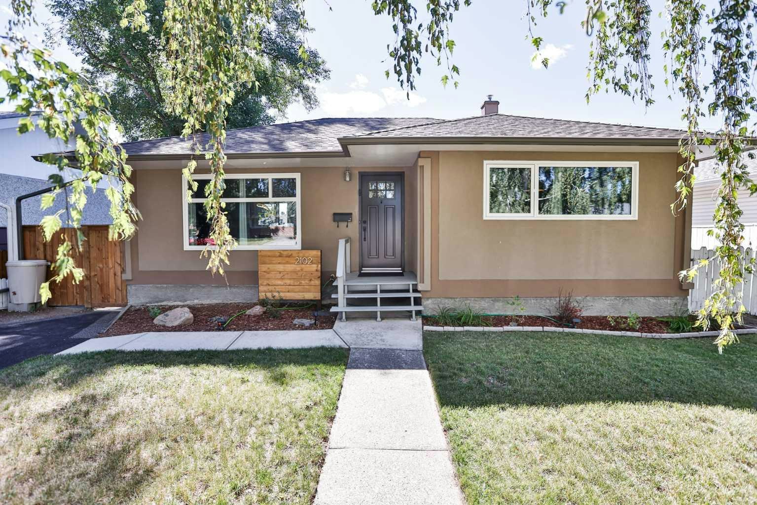 2102 15 Avenue S, Lethbridge, AB, T1K 0X3