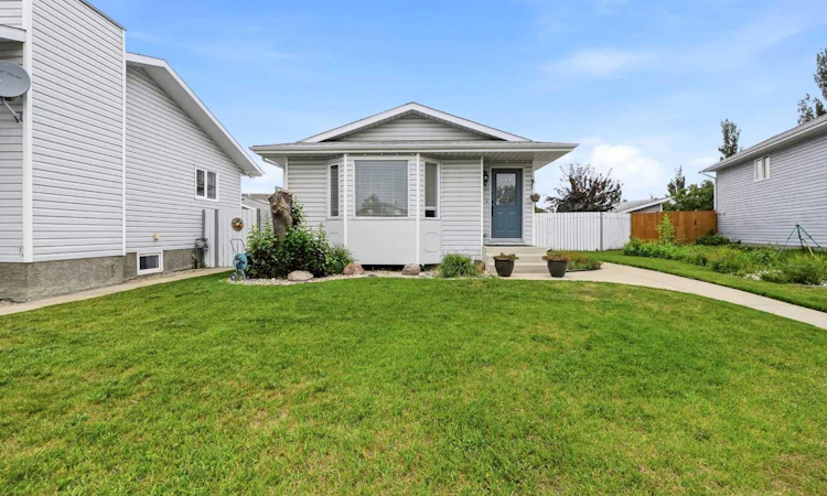 37 Sunrise Crescent