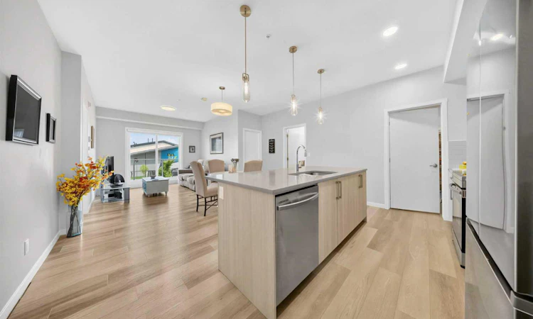 1211-220 Seton Grove SE