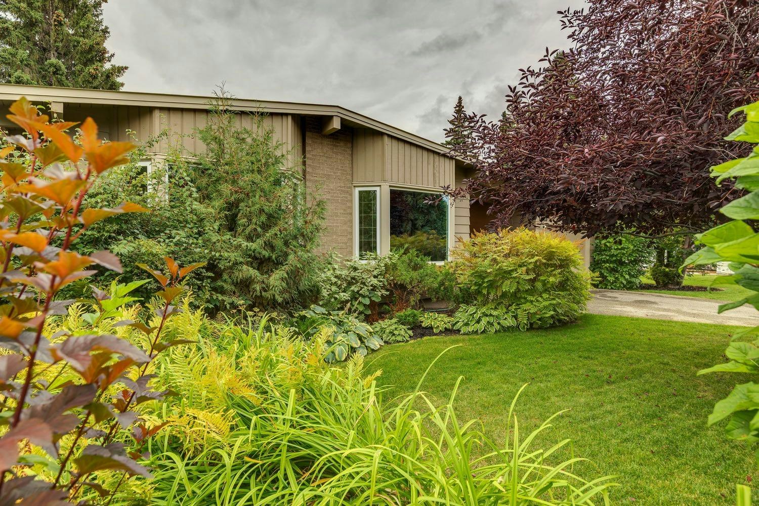 1415 Chardie Place SW, Calgary, AB, T2V 2T7