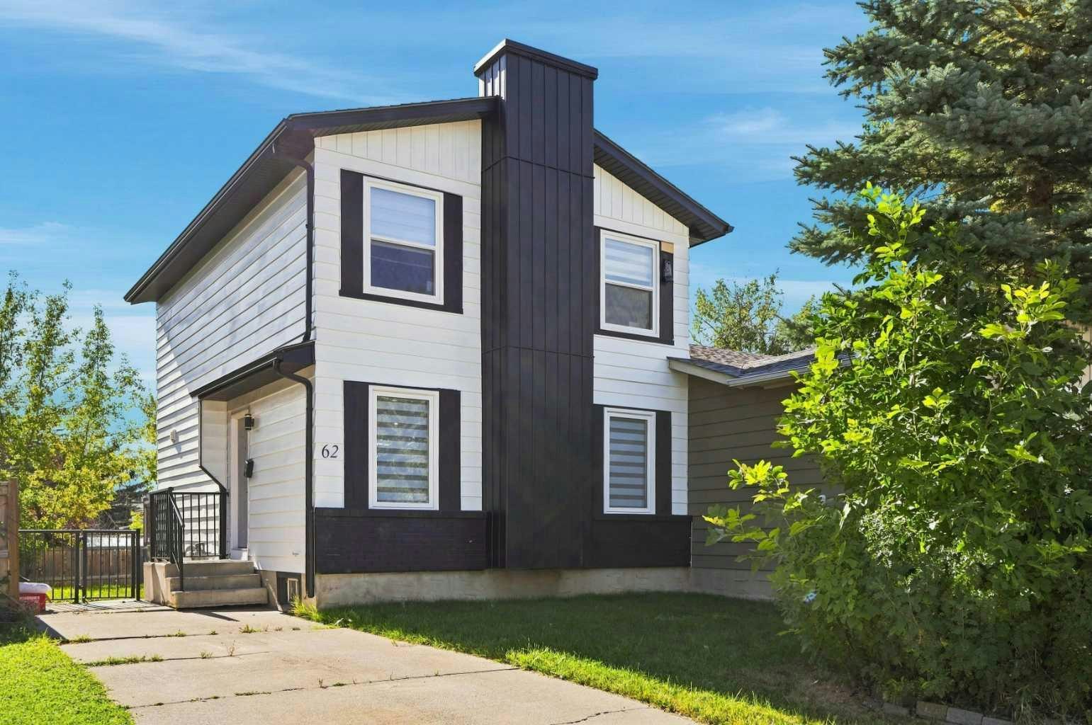 62 Deer Ridge Way SE, Calgary, AB, T2J 5Y6