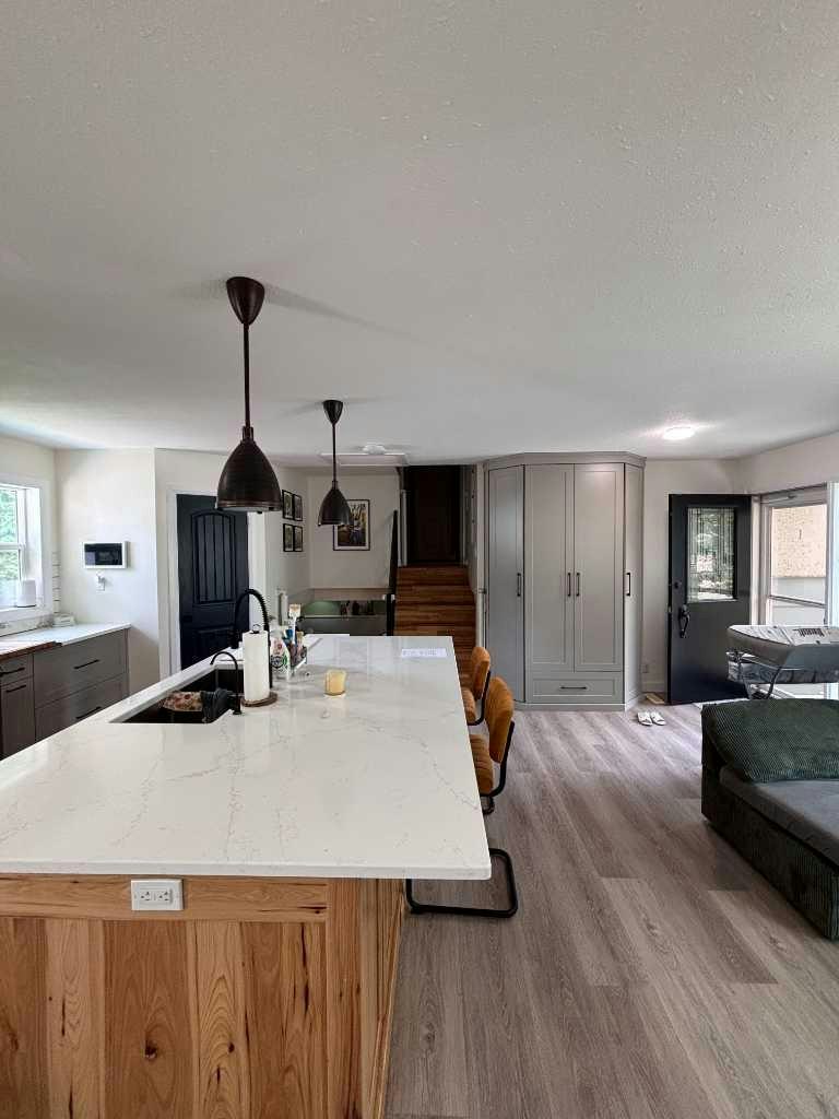 425 Normandy Road S, Lethbridge, AB, T1J 3X9 - 3