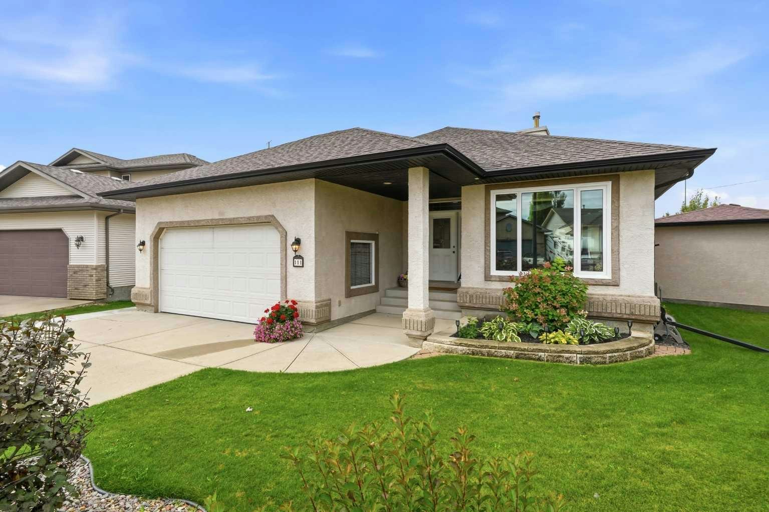 111 Adams Close, Red Deer, AB, T4R 3C7
