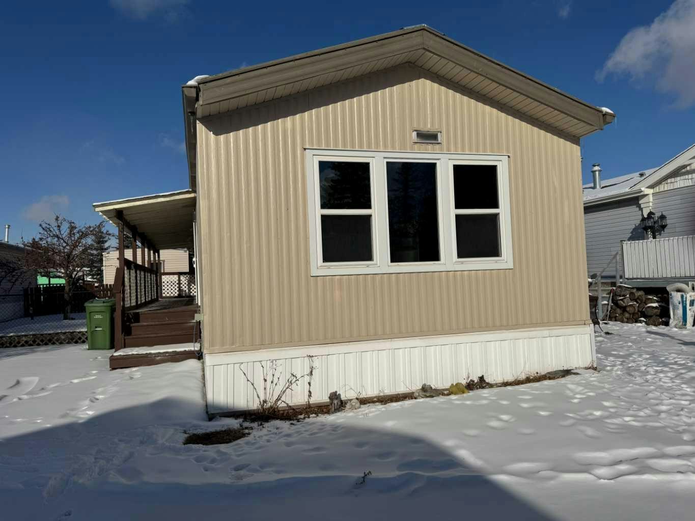 185-3223 83 Street NW, Calgary, AB, T3B 5N3