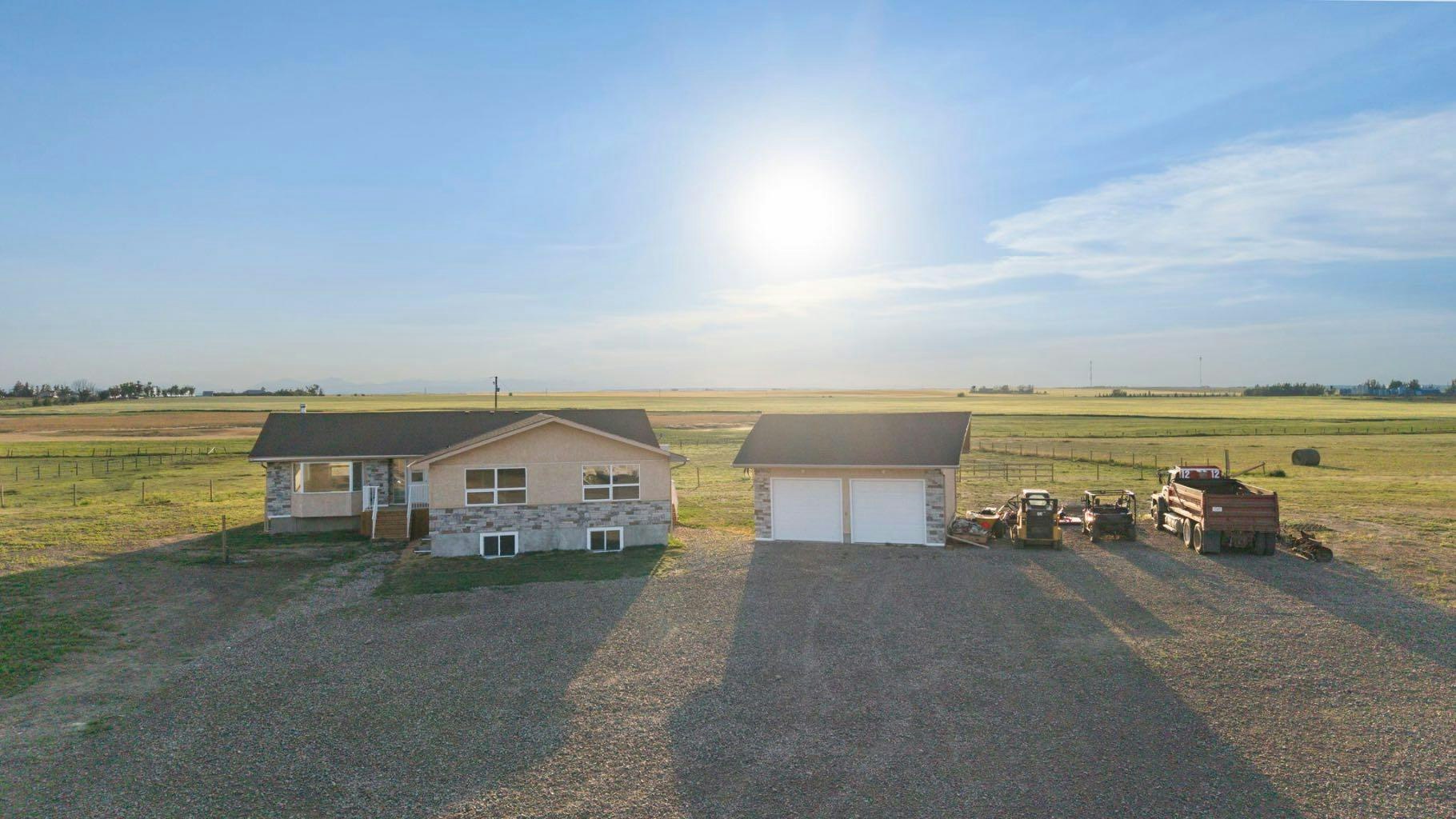 578099 83 Street E, Foothills County, AB, T1V 1R7