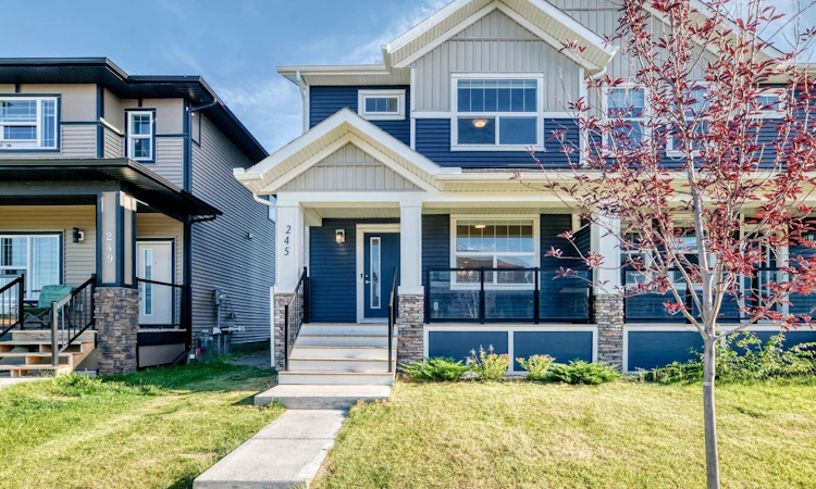 245 Midgrove Mews SW
