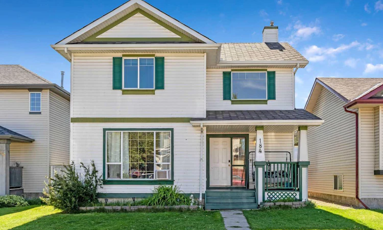 184 Erin Meadow Way SE