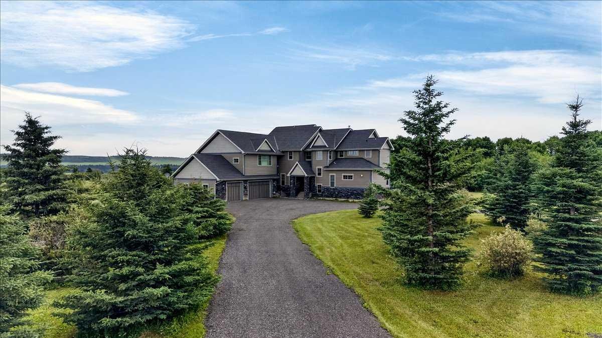 100-240117 210 Avenue W, Foothills County, AB, T0L 1W4