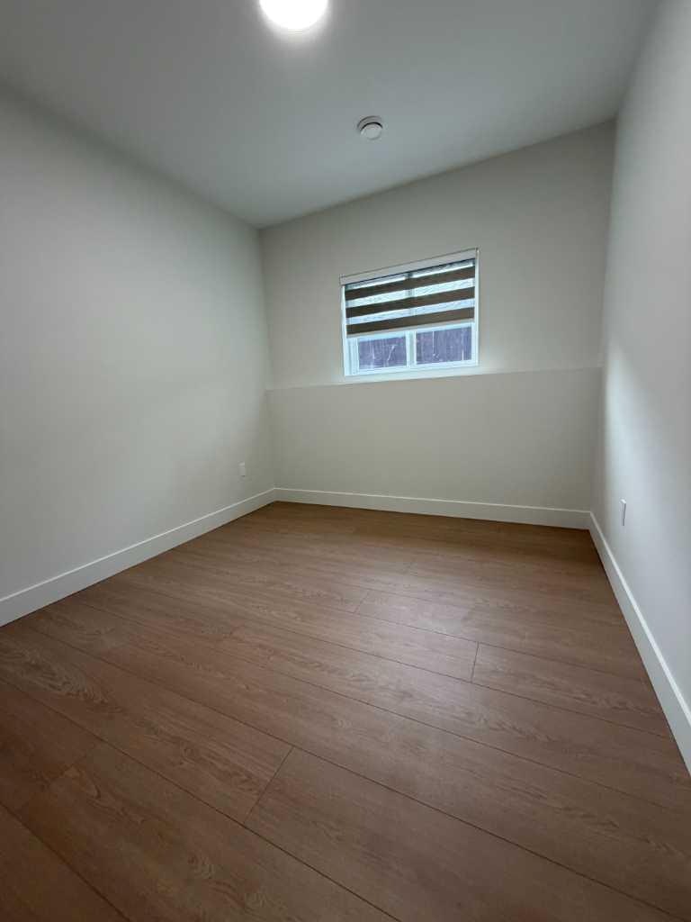 B-9403 103 Avenue, Grande Prairie, AB, T8V 1B4 - 10