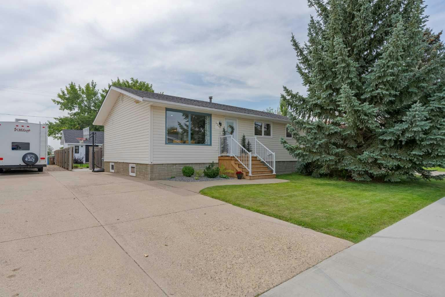 5218 38 Avenue, Taber, AB, T1G 1B8