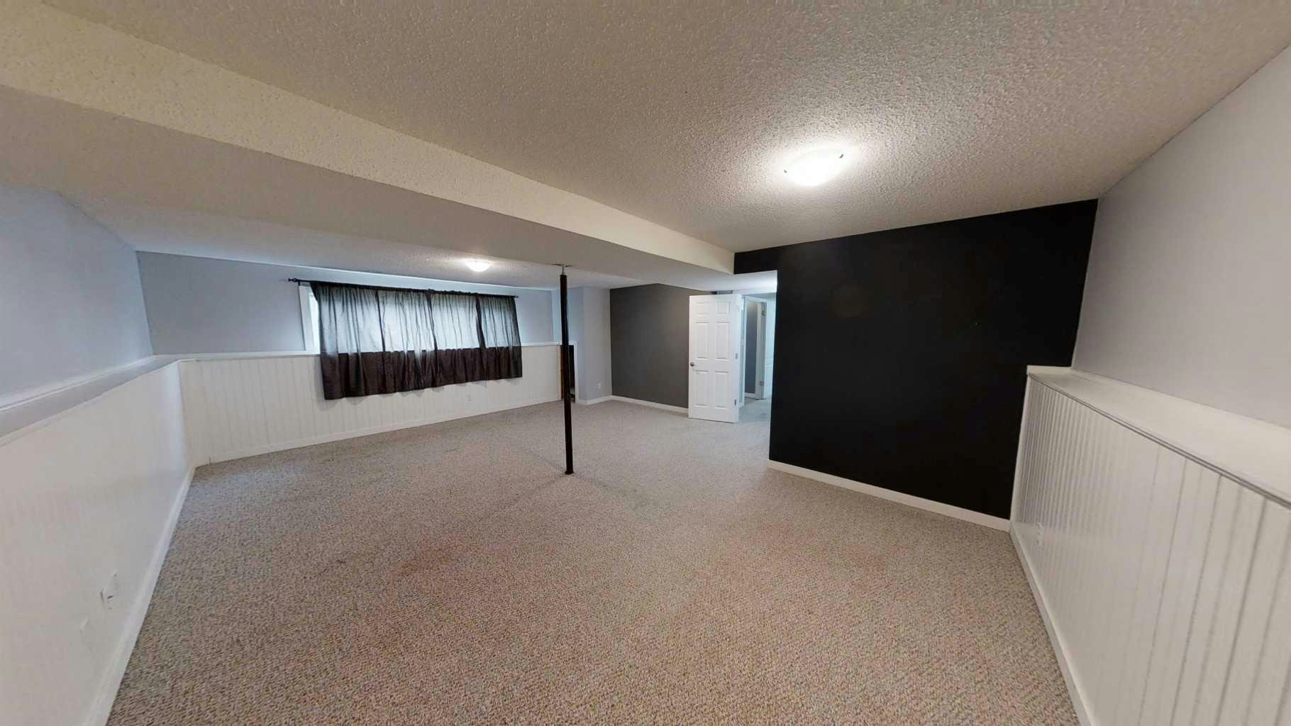9218 104 Avenue, Grande Prairie, AB, T8V 3W6 - 12