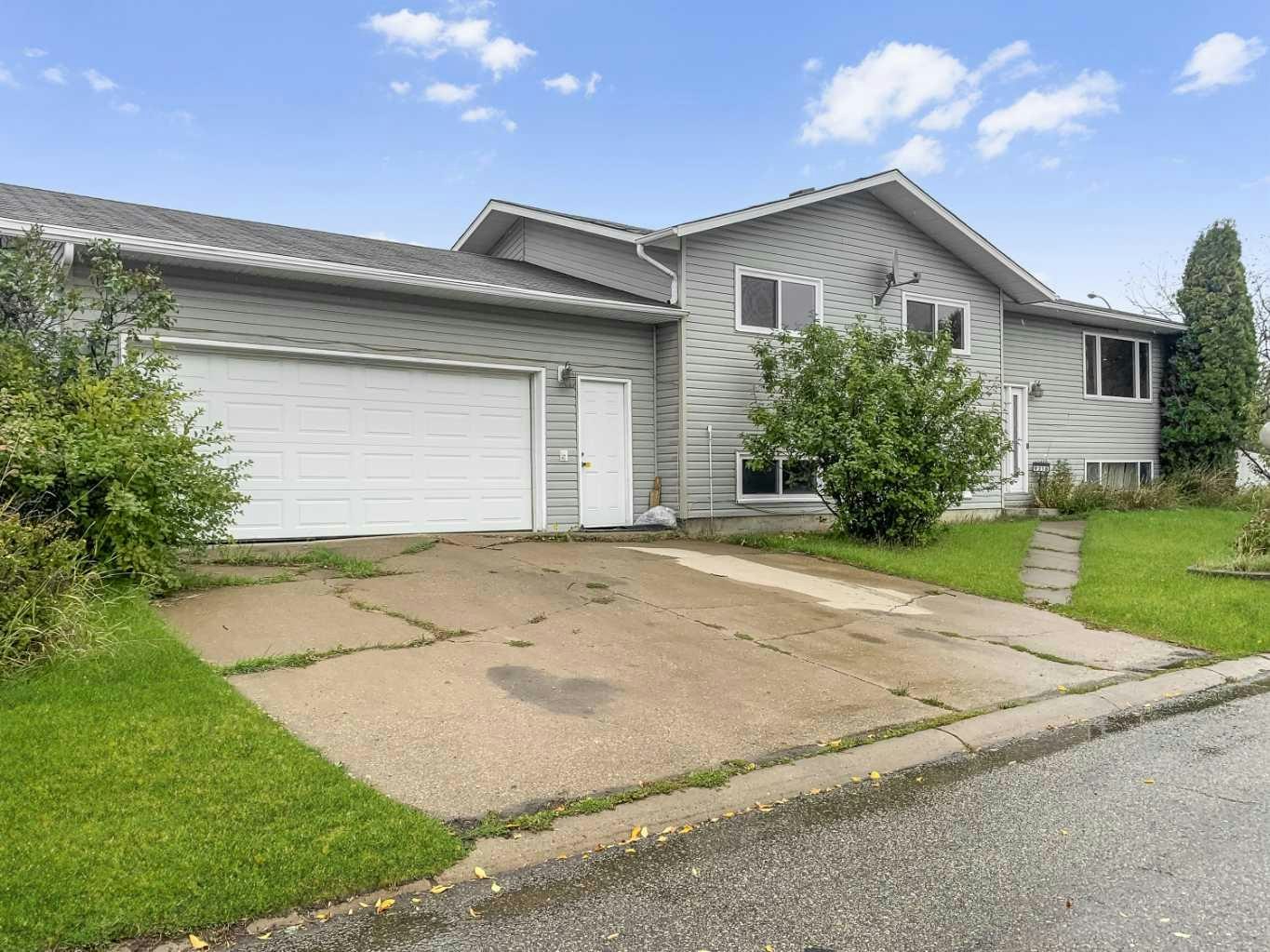 9218 104 Avenue, Grande Prairie, AB, T8V 3W6