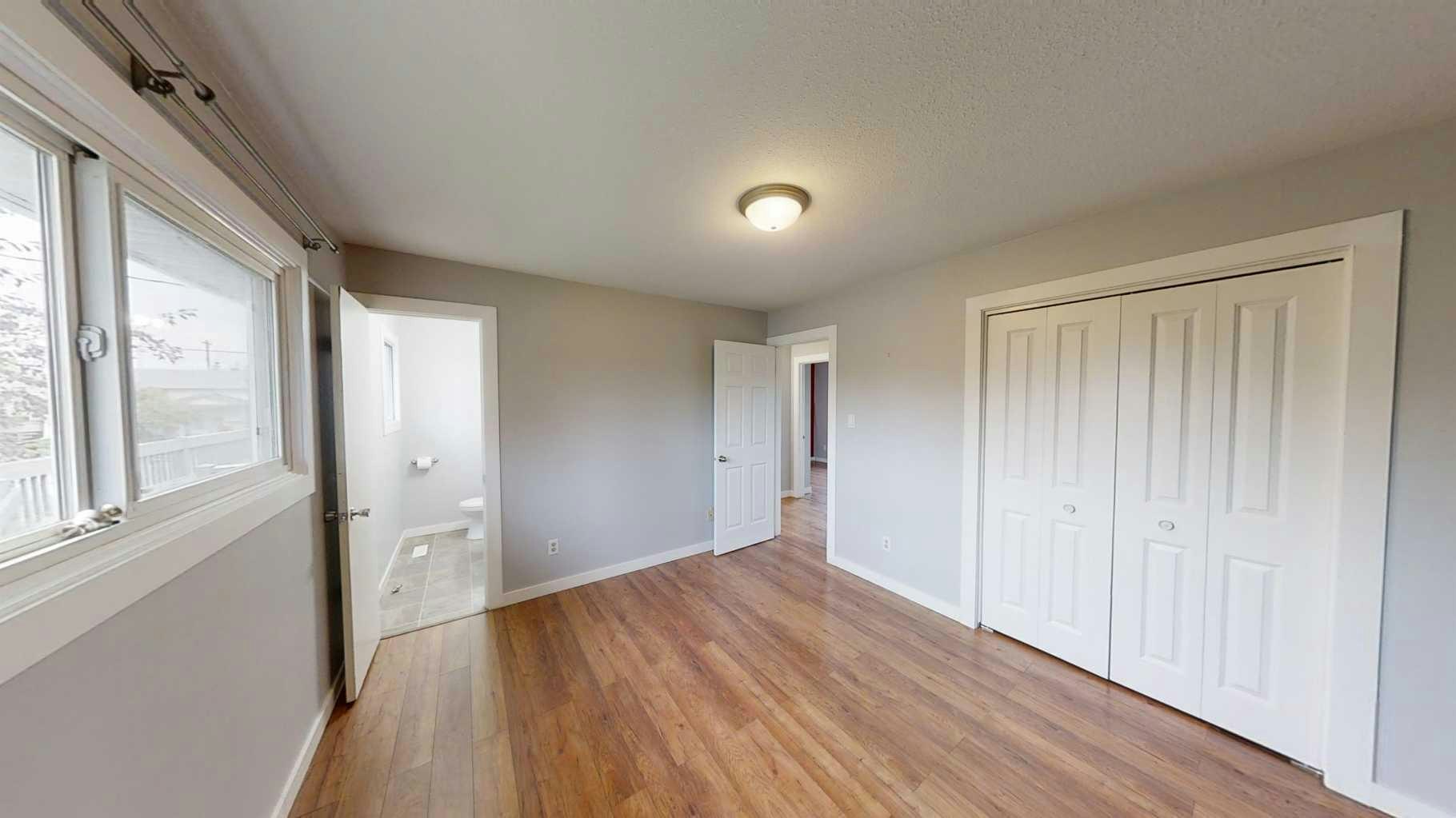 9218 104 Avenue, Grande Prairie, AB, T8V 3W6 - 10