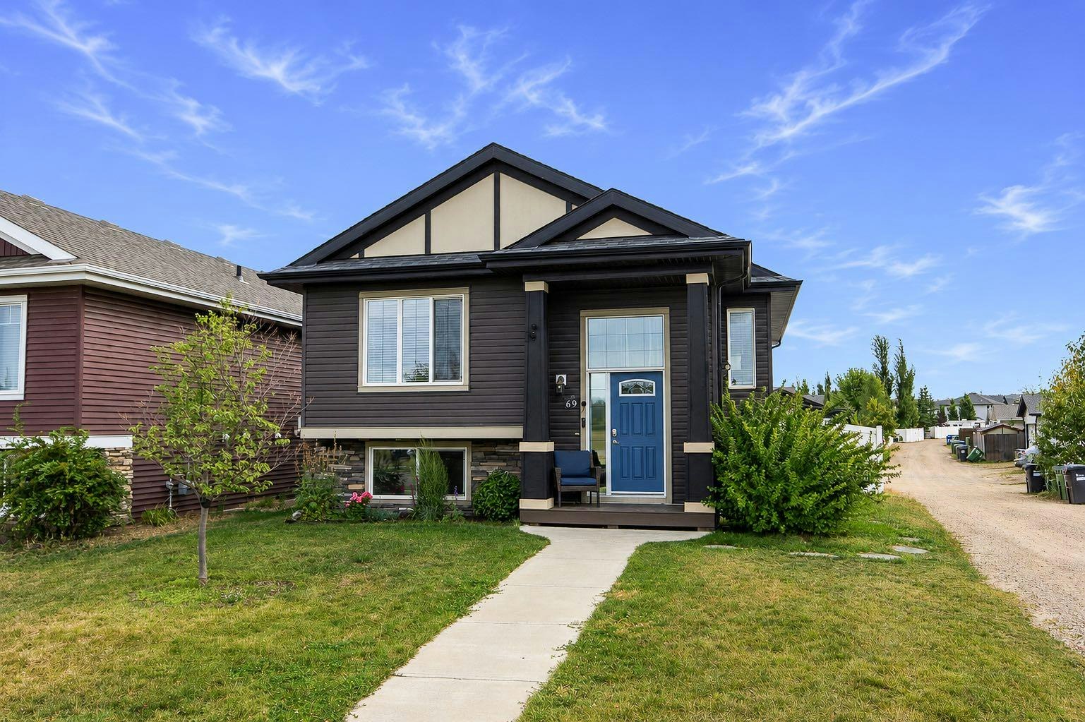69 Timberstone Way, Red Deer, AB, T4P 0N8