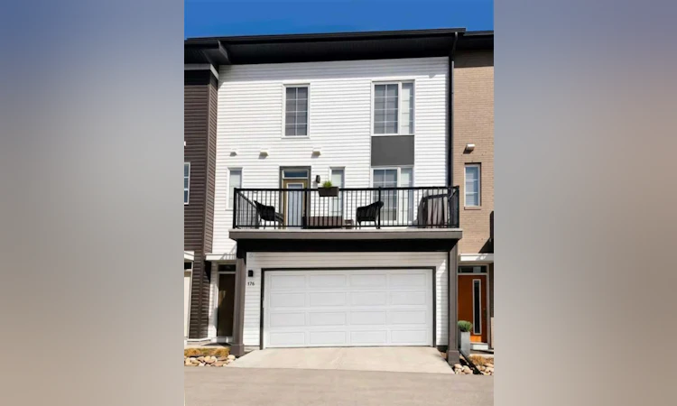 176 Walgrove Common SE