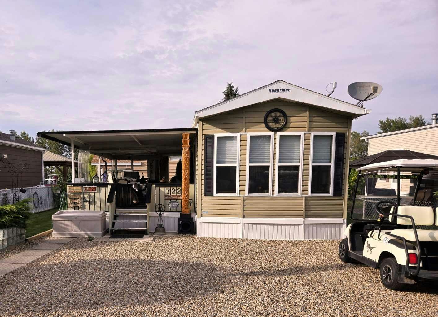 722,  Carefree Resort, Red Deer County, AB, T4G 0K6