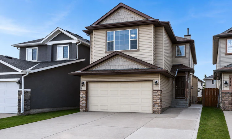 110 Saddlecrest Landing NE