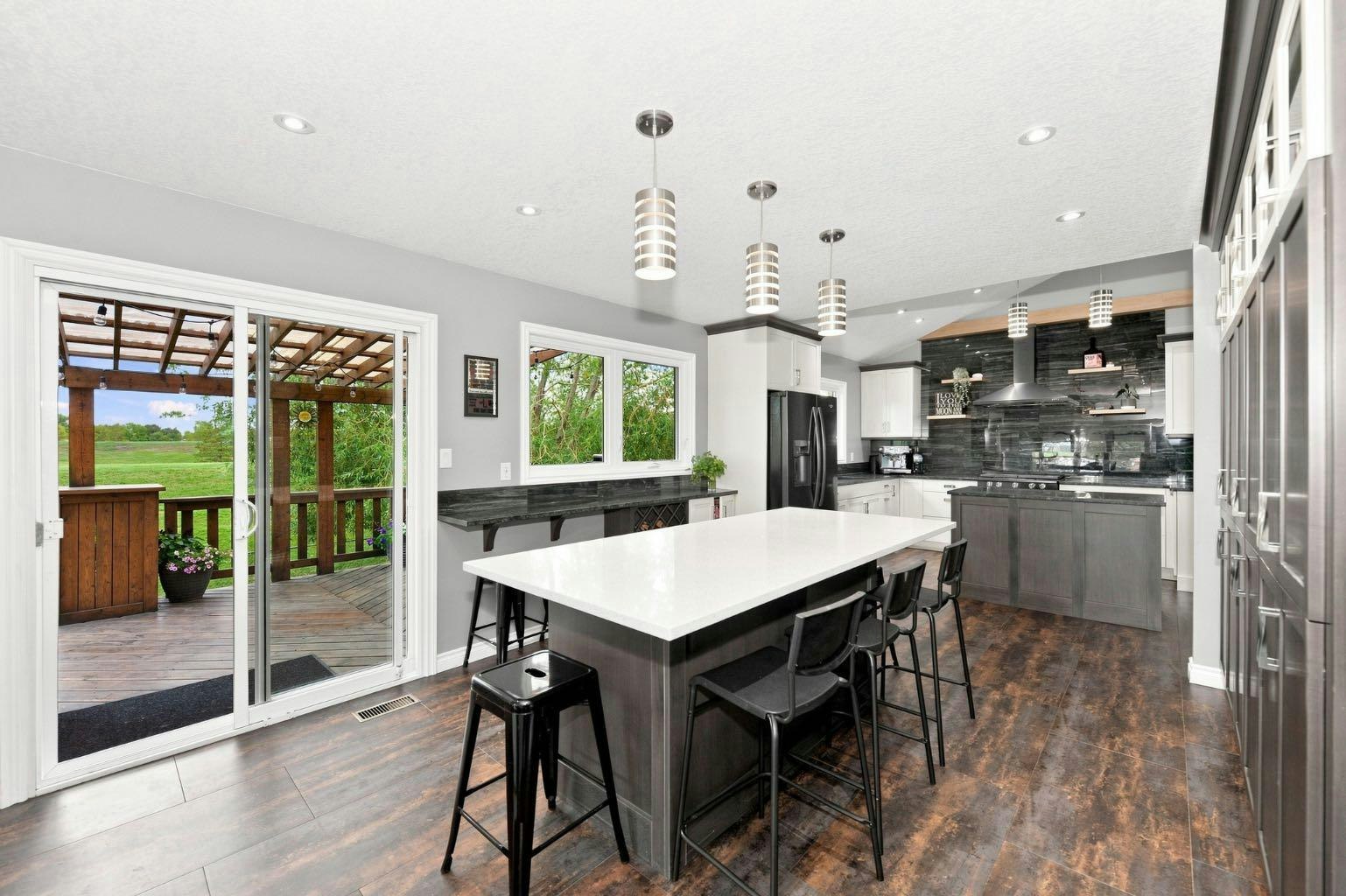 6802 42a Avenue, Camrose, AB, T4V 3S4