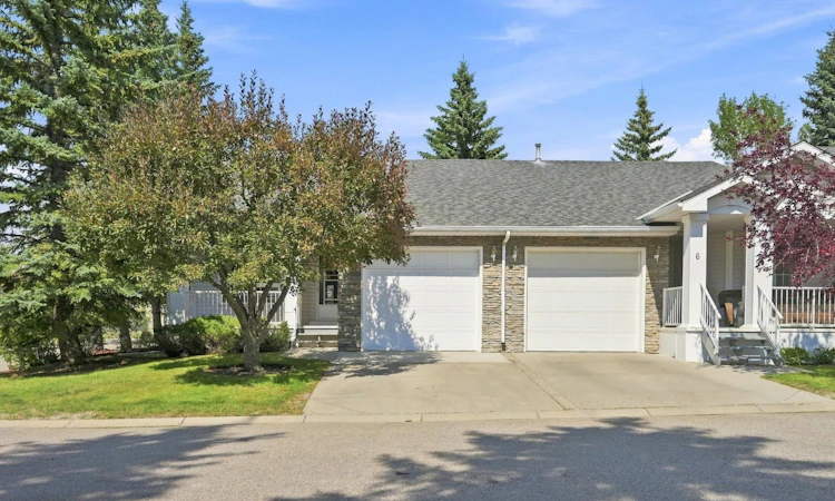 4 Douglasview Park SE