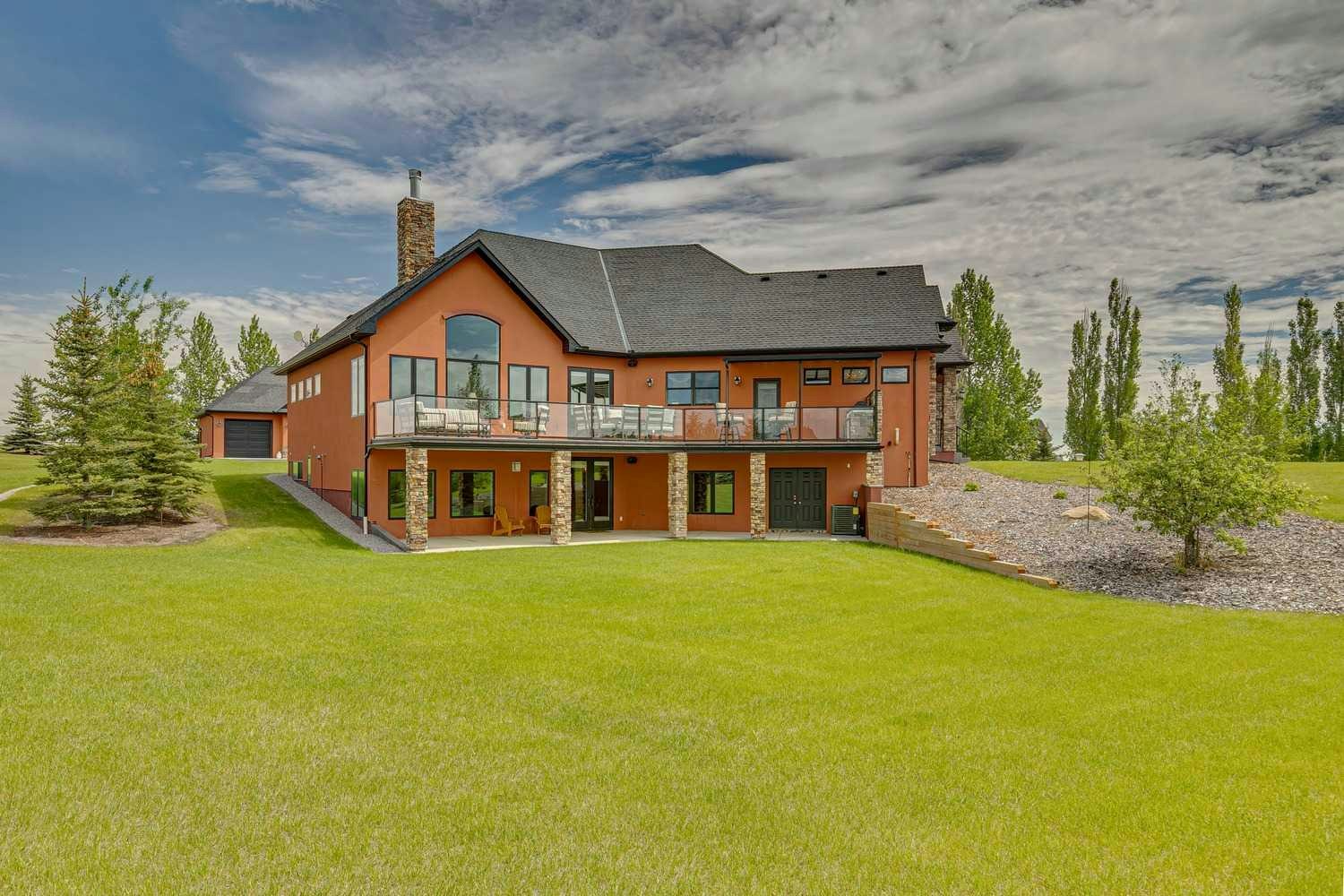 8 Shannon Loop, Foothills County, AB, T1S 5B3