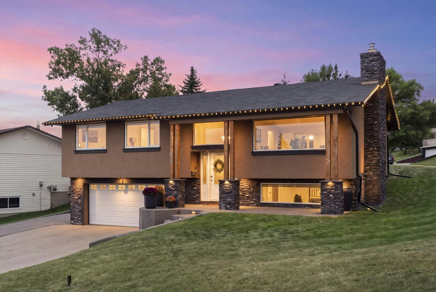 615 63 Avenue NW, Calgary, AB, T2K 5L3