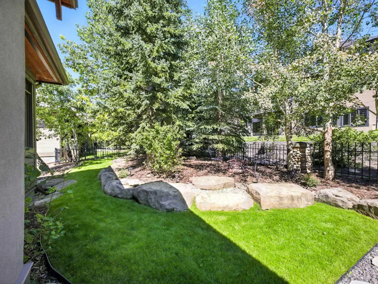 16 Spring Valley Lane SW, Calgary, AB, T3H 4V2 - 50