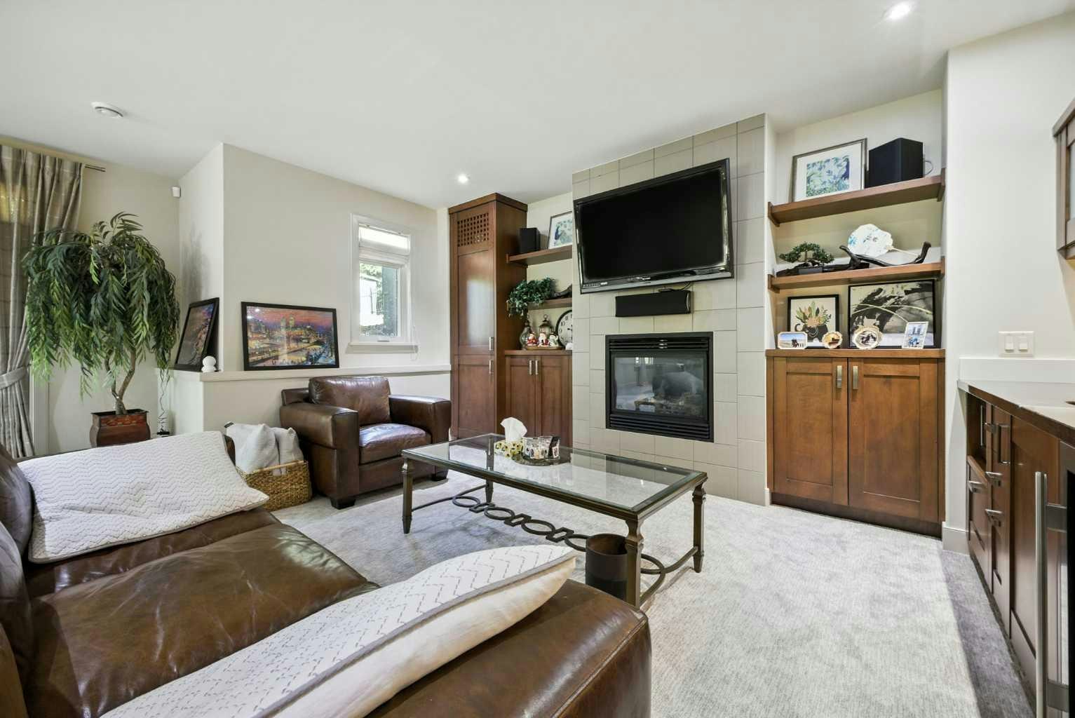 16 Spring Valley Lane SW, Calgary, AB, T3H 4V2 - 11