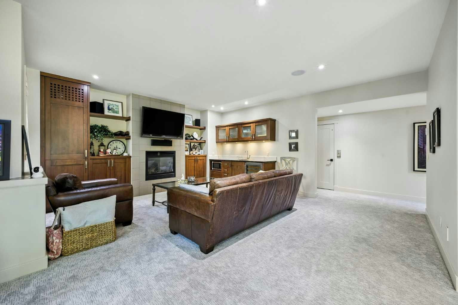16 Spring Valley Lane SW, Calgary, AB, T3H 4V2 - 10