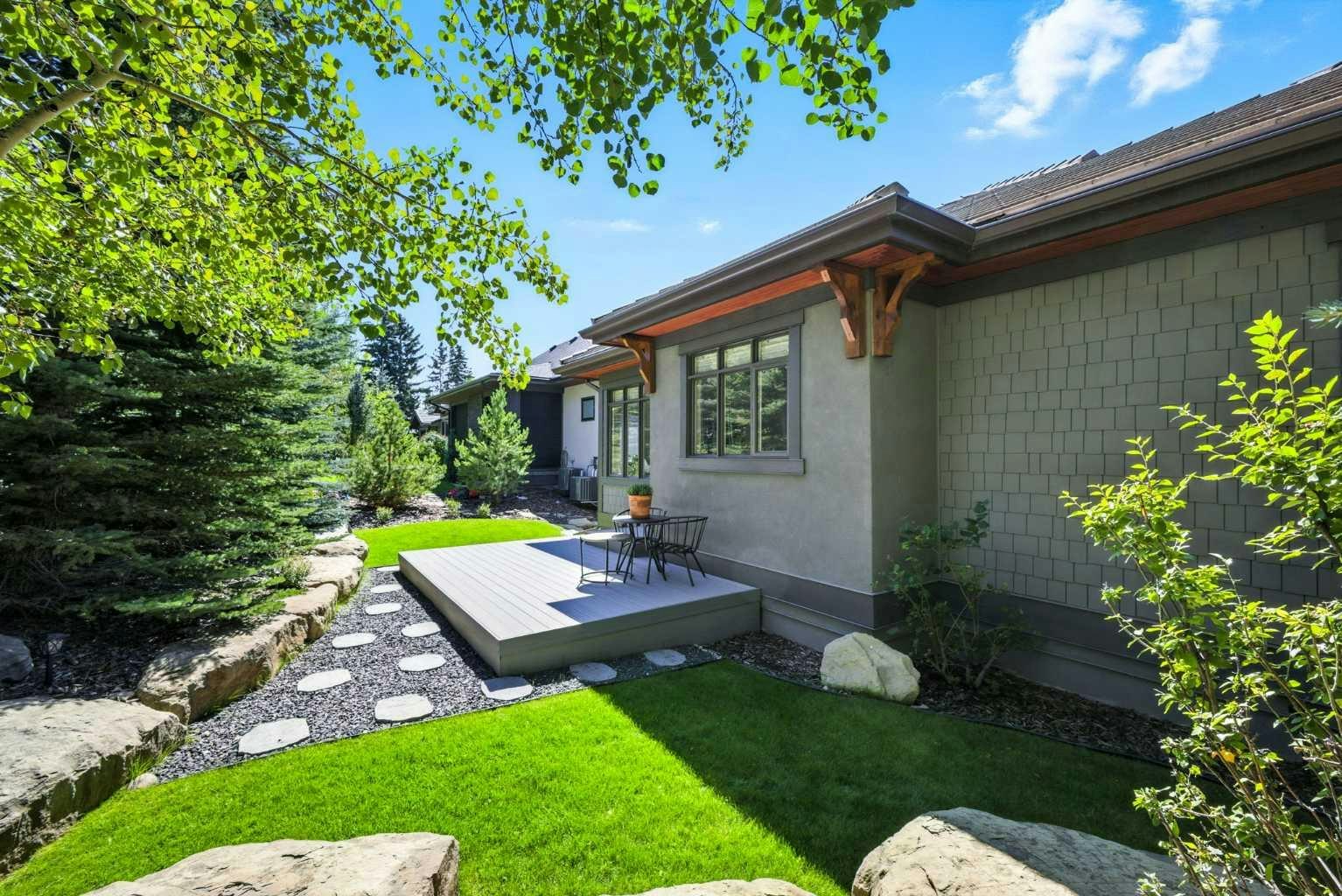 16 Spring Valley Lane SW, Calgary, AB, T3H 4V2 - 46